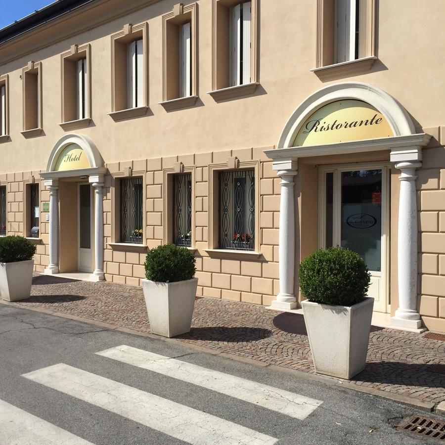 Hotel Soresina Екстериор снимка