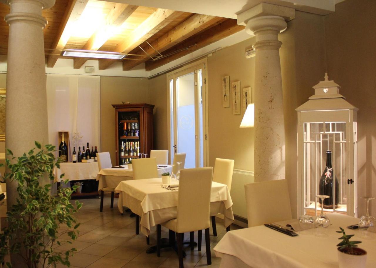 Hotel Soresina Екстериор снимка