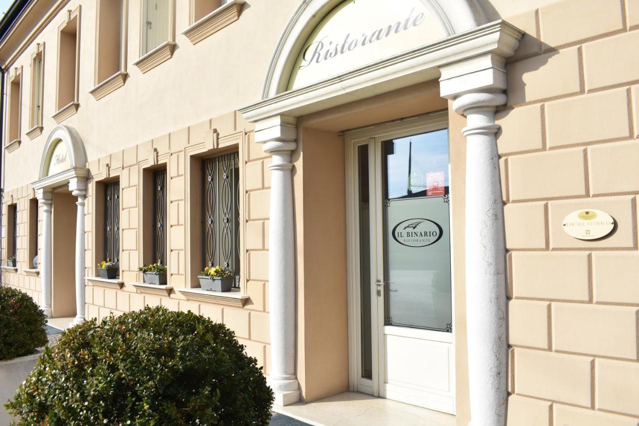 Hotel Soresina Екстериор снимка
